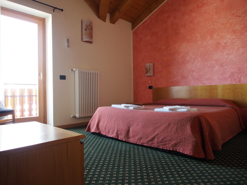 Hotel Belvedere Roana Rum bild